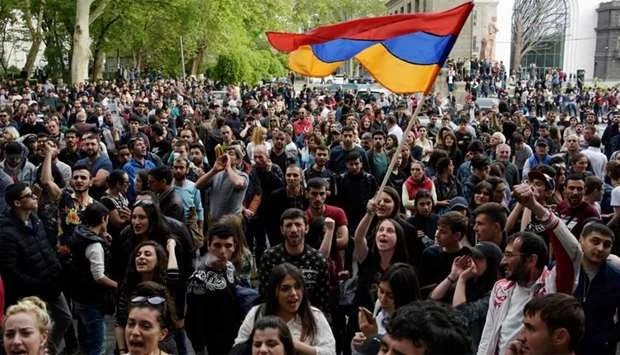 Armenia detains two dozen anti-government protesters