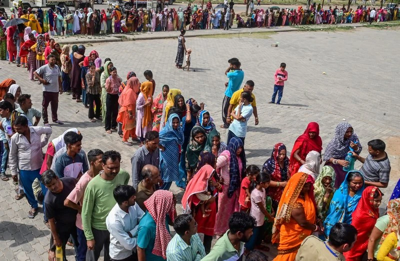 India's six-week election ends with vote in Hindu holy city