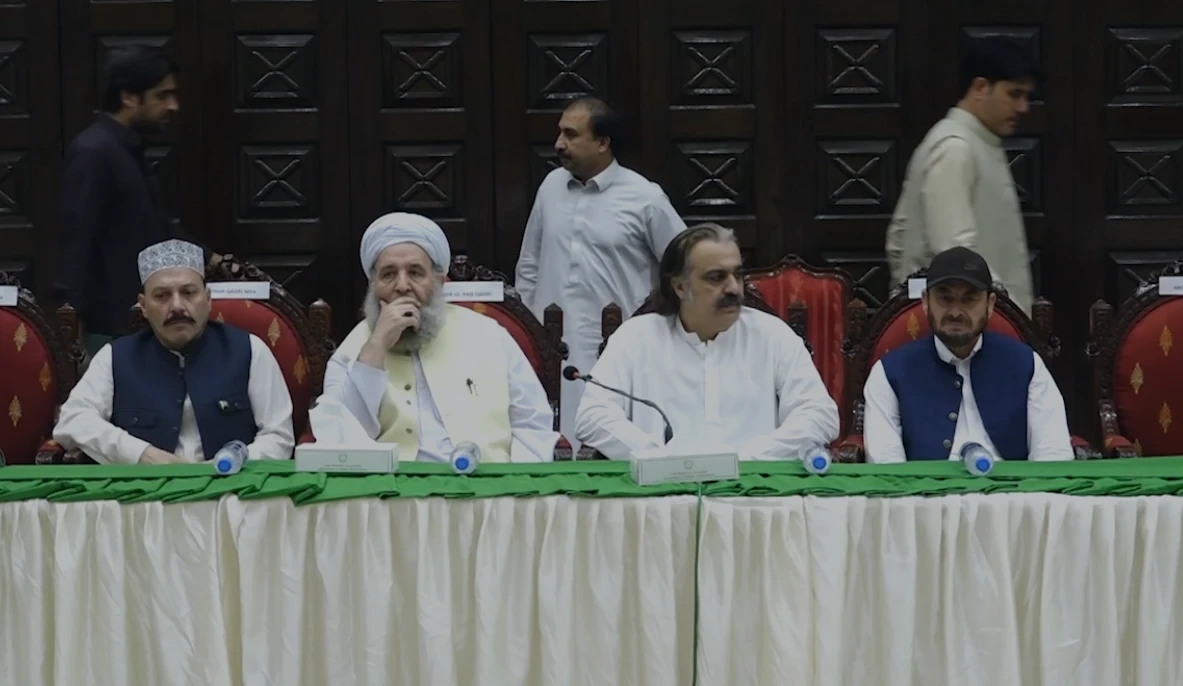 KP CM Ali Amin Gandapur pledges development and support for merged districts in meeting with tribal jirga