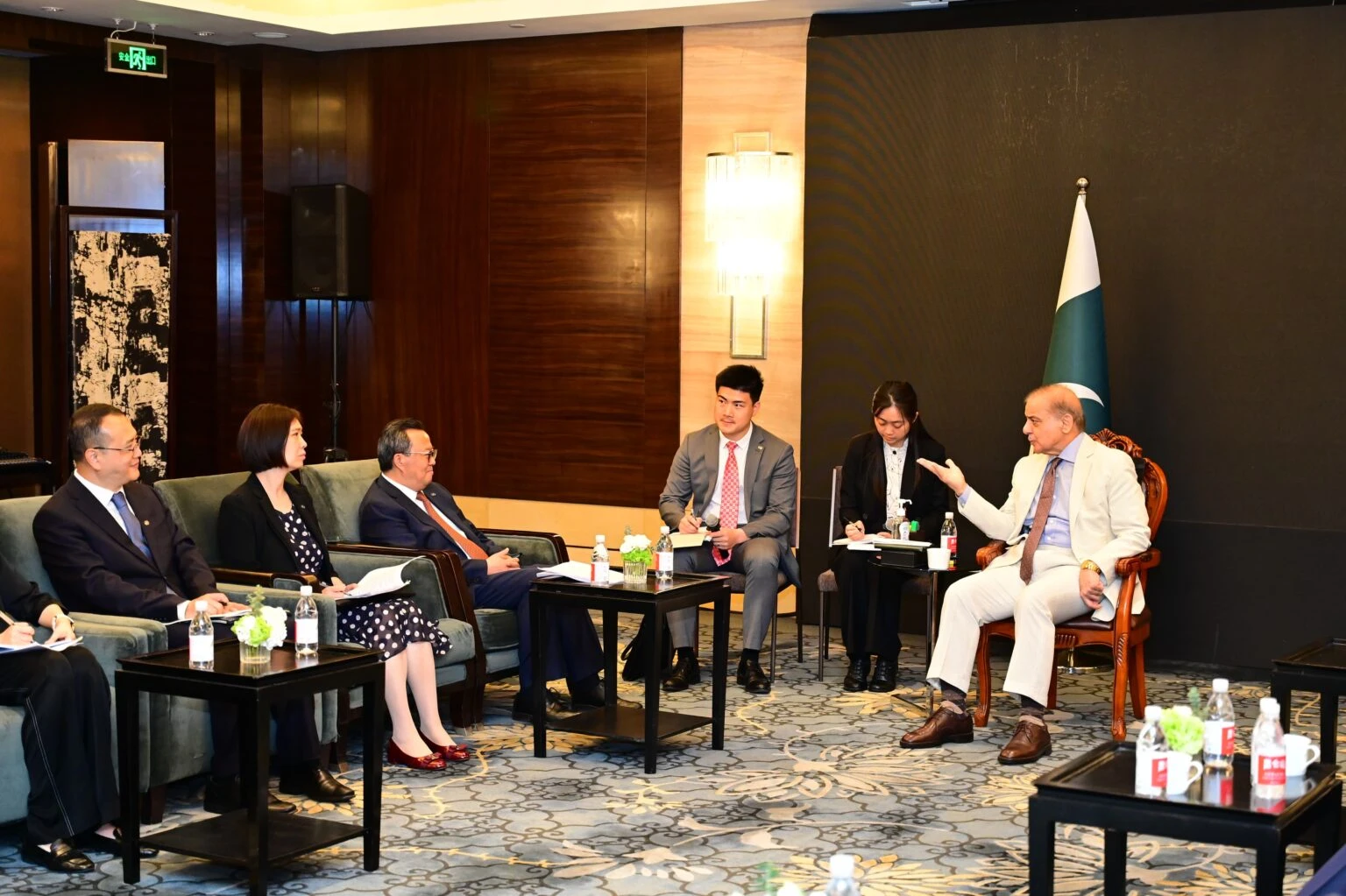 PM Shehbaz holds meeting with China EXIM Bank chief, highlights govt reforms