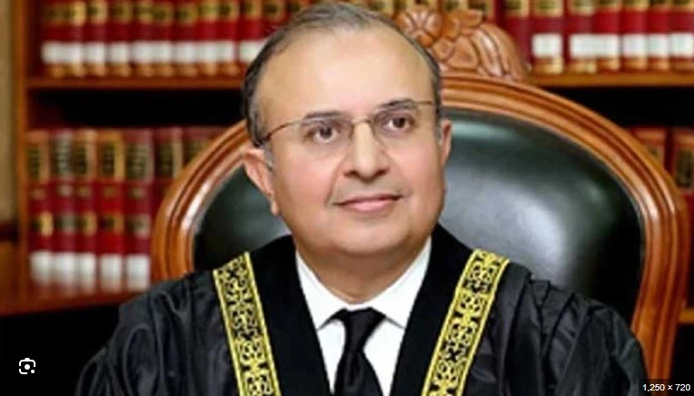 Climate change aggravating water shortage in country, says SC judge