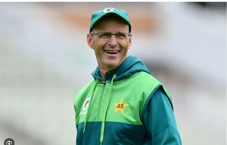 Pakistan coach Gary Kirsten defends New York surface