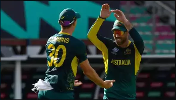 Australia romp into Super Eights