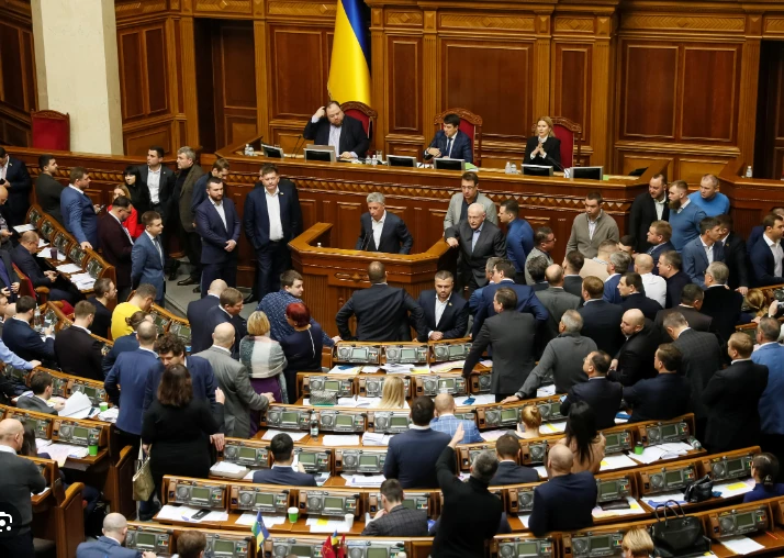 Ukrainian lawmakers propose fee to exempt workers from draft