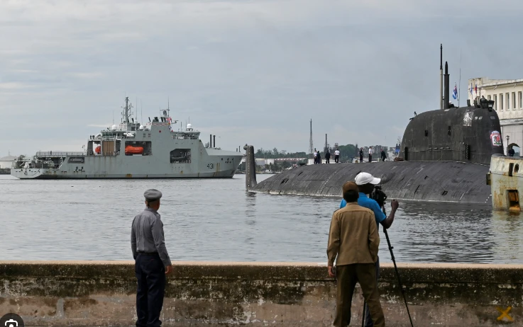 Canadian Navy ship join US, Russian subs in Cuba