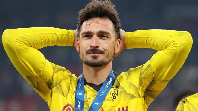 World Cup winner Hummels leaves Dortmund after 13 years