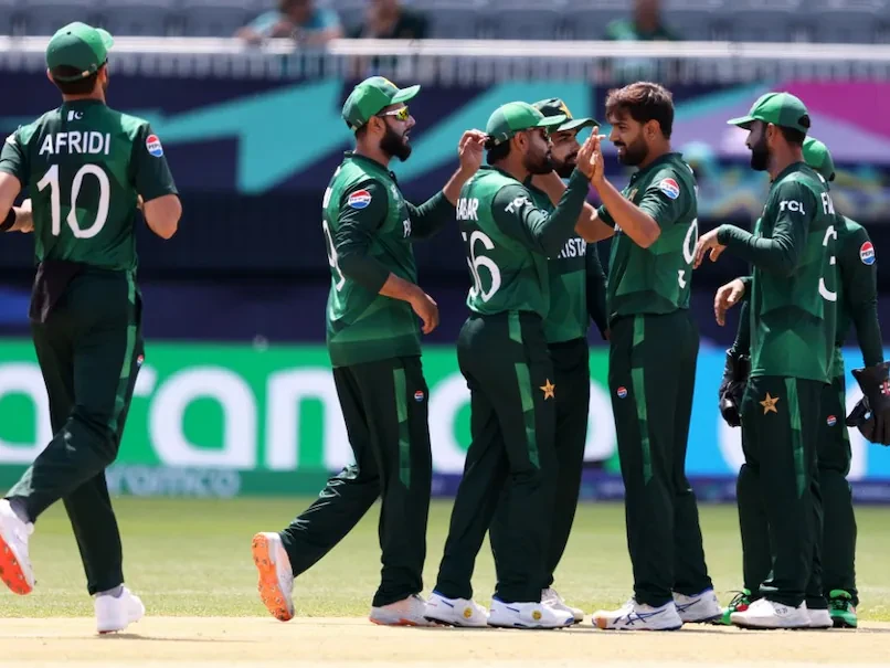 Pakistan restrict Ireland to 106 runs in T20 World Cup