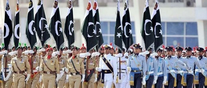 Top brass of Pak army extends Eid greetings to nation