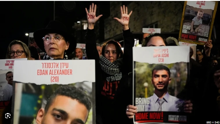 Netanyahu to meet families of dead Gaza hostages as criticism mounts