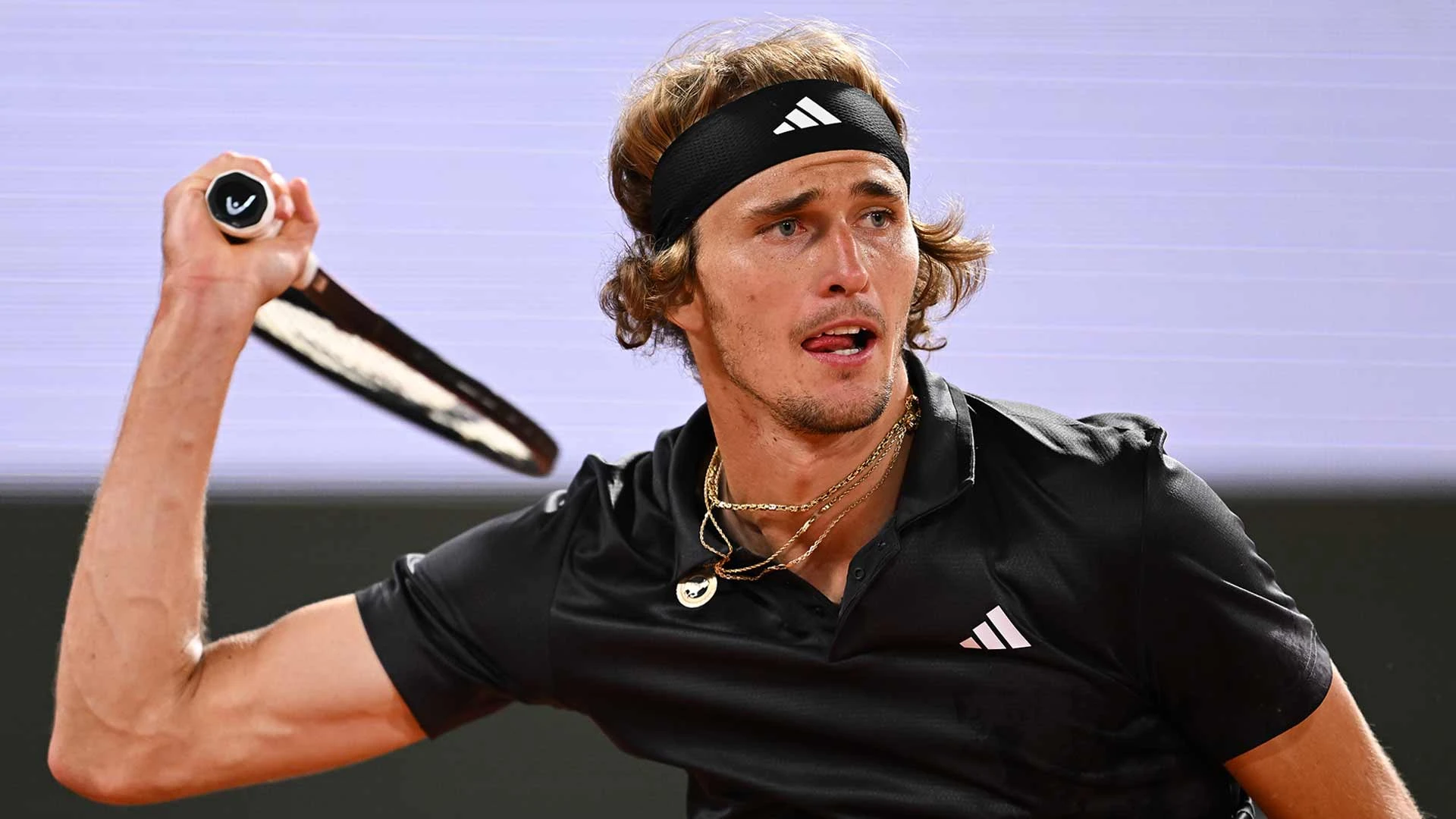 Zverev and Sinner fight back to win Halle openers