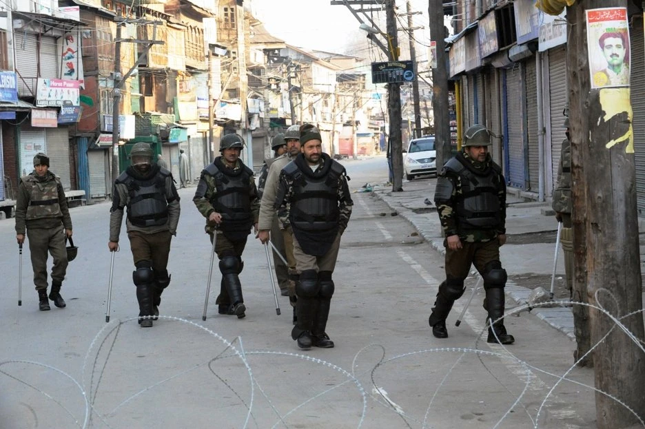 Indian police kill two Kashmiri youths