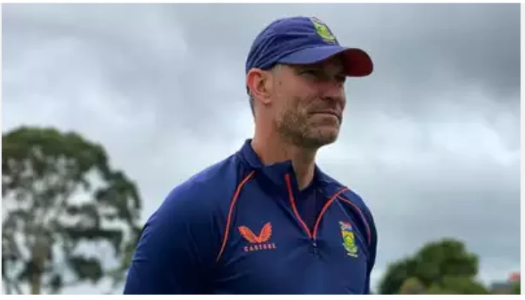 New Zimbabwe cricket coach Sammons to debut against India