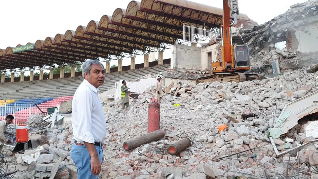 PCB chairman Mohsin Naqvi visits Gaddafi Stadium to review Champions Trophy preparations