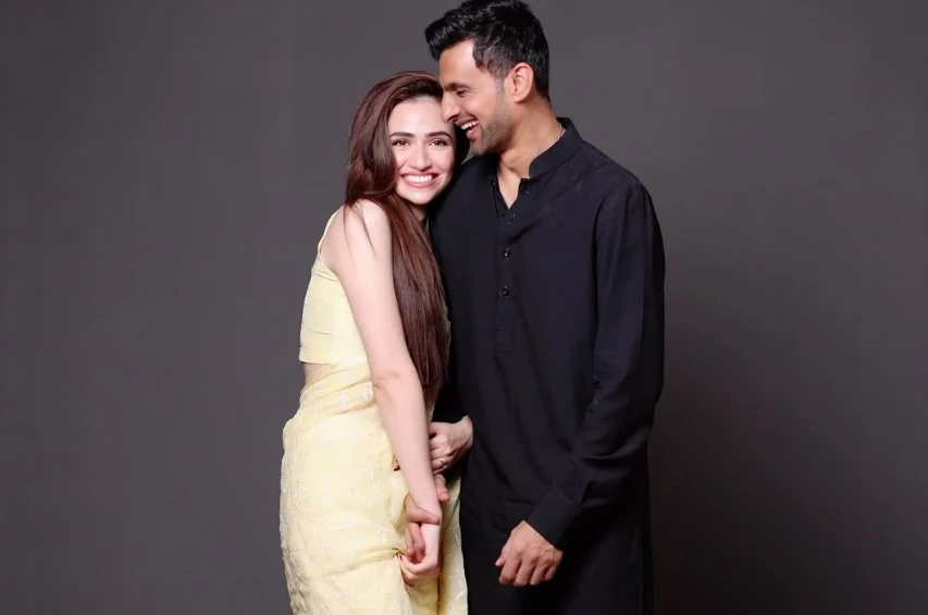 Sana Javed, Shoaib Malik share romantic Eid pictures