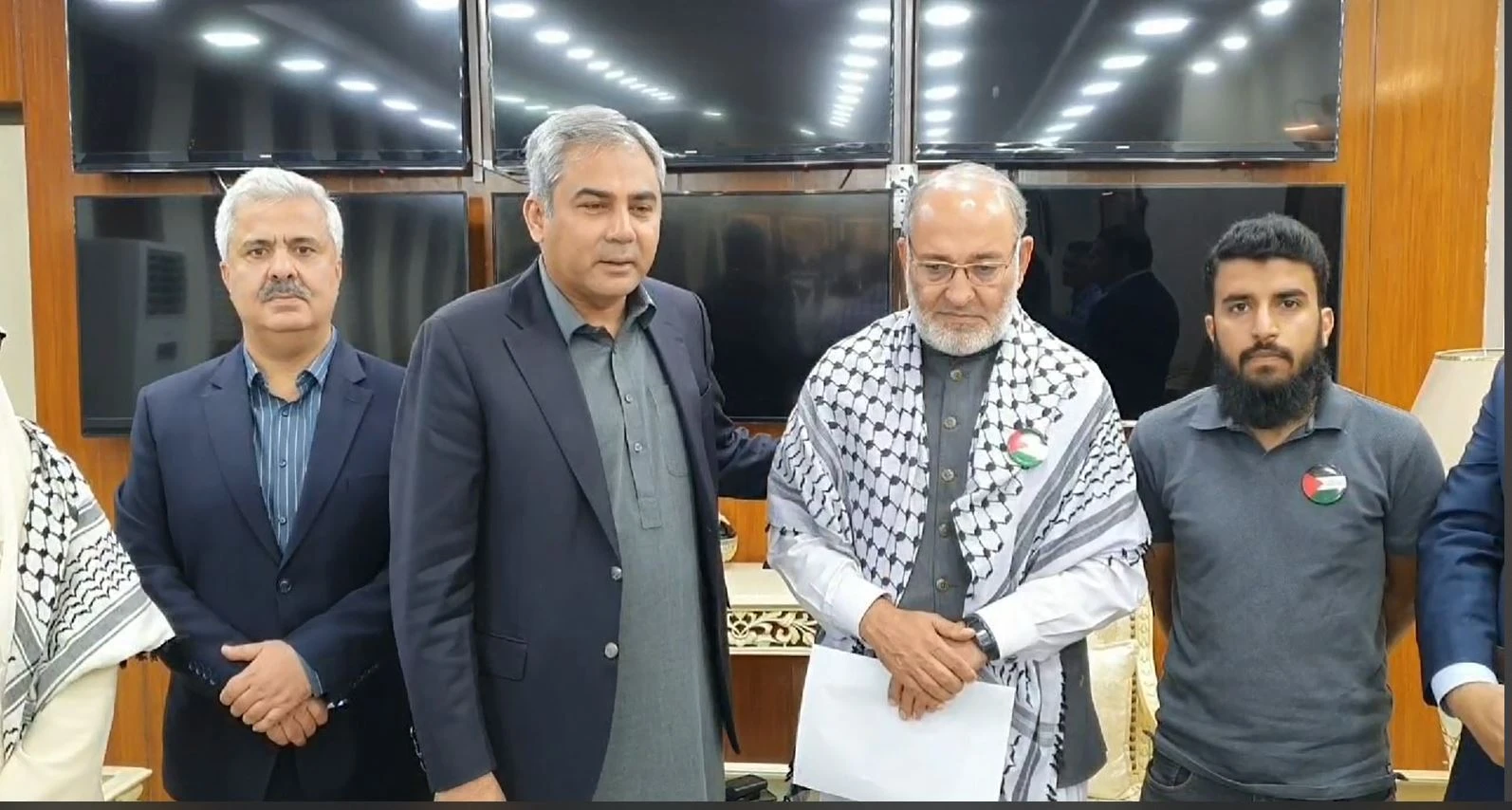 Participants of “Save Gaza sit-in” end dharna on Interior Minister’s request