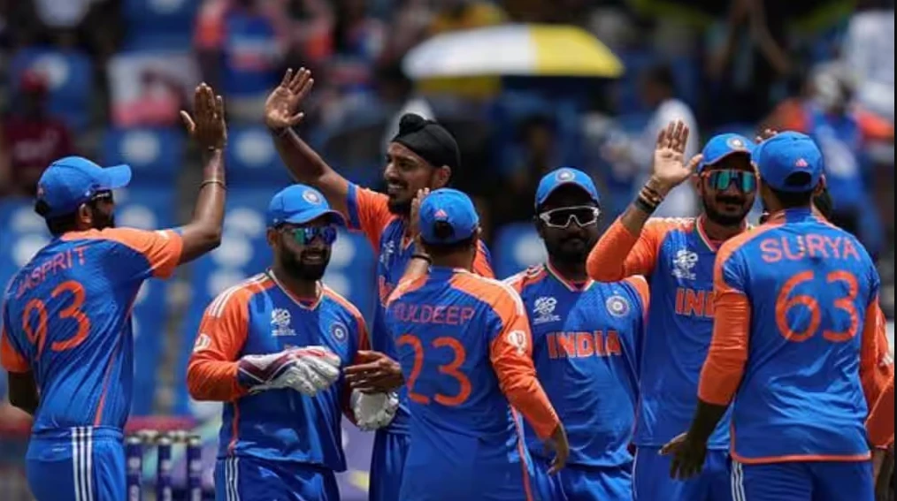 India clinch thrilling victory over Australia to get into Semi-Finals