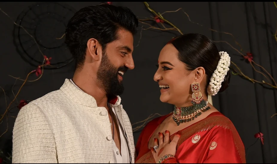 Sonakshi Sinha and Zaheer Iqbal’s HD wedding pictures and enthralling dance performances