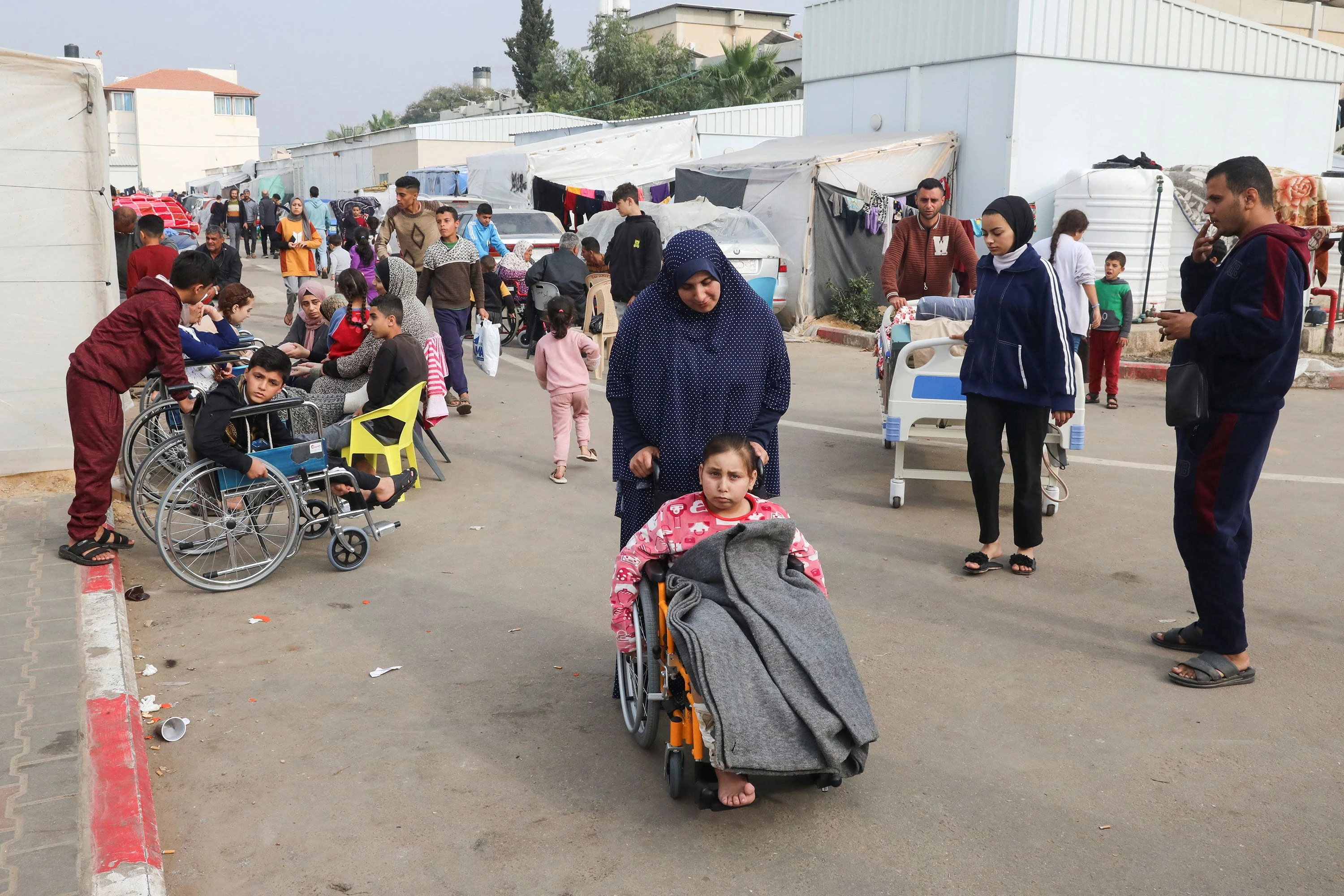 10 children per day losing one or two legs in Gaza: UNRWA