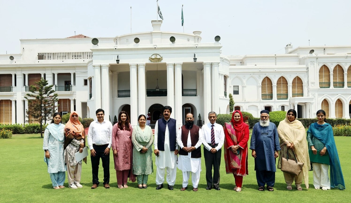 Deans Committee of Fatima Jinnah Medical University meets Punjab Governor