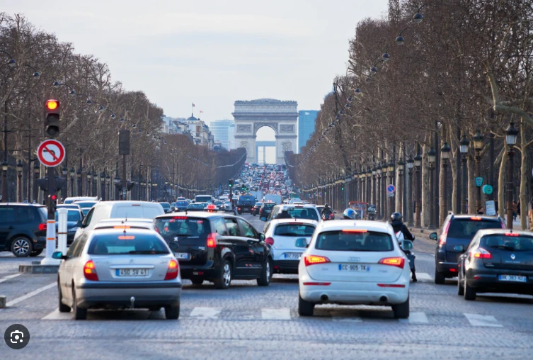 Traffic jams and politics cloud Paris Olympics build-up