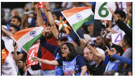 India fans dream of World Cup glory after long wait