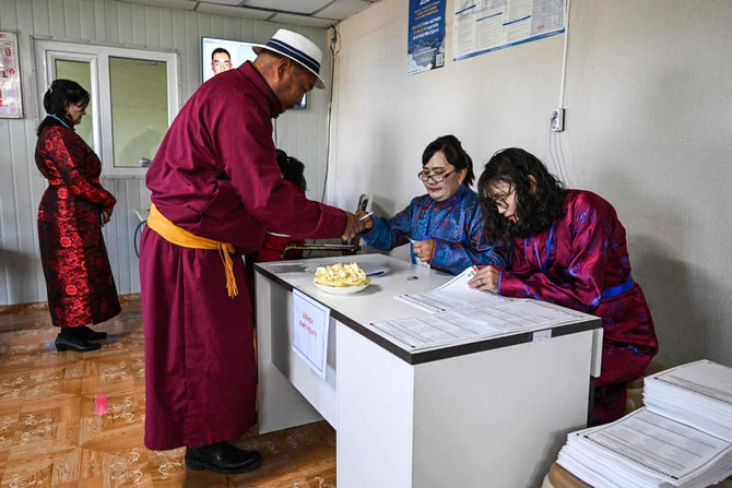 Mongolians vote as anger grows over corruption and economy