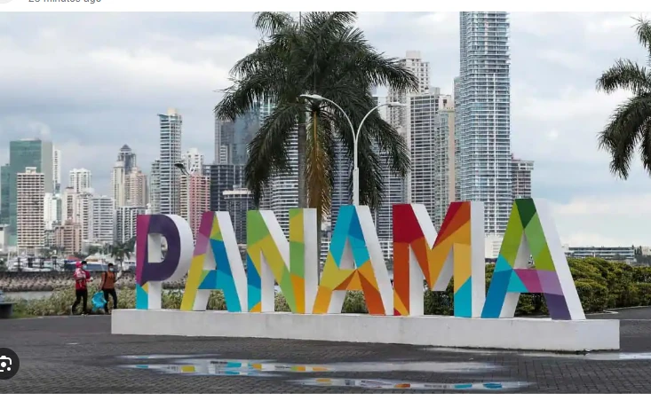 Panamanian court acquits 28 defendants in 'Panama Papers' trial