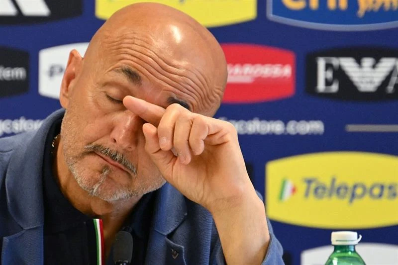 Spalletti to remain Italy coach despite Euro 2024 humbling