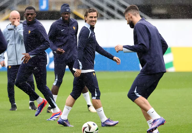 Griezmann returns for France in Euros clash with Belgium