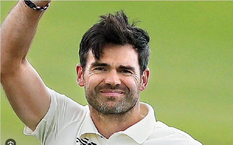 James Anderson takes seven-wicket Championship haul ahead of England exit