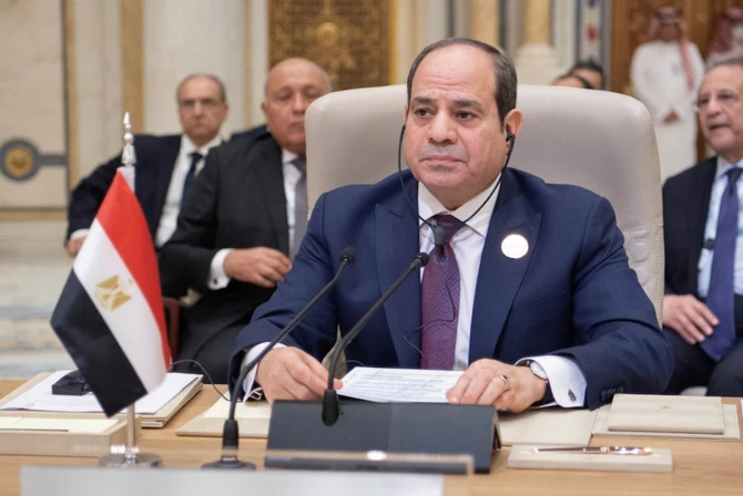 Egypt new government sworn in amid financial crisis