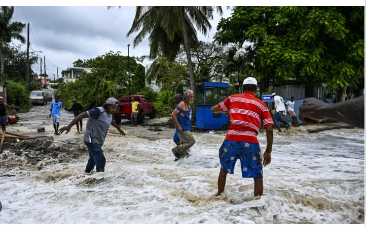 Hurricane Beryl hammers Jamaica on path to Caymans, Mexico