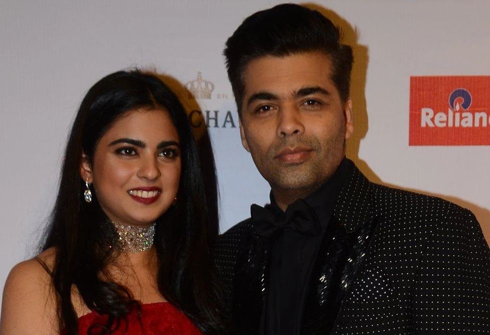 Isha Ambani spotted FAN_GIRLING Karan Johar