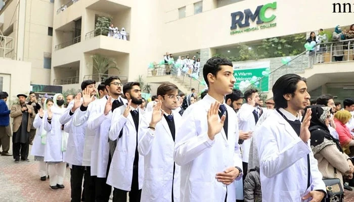 Pakistan announces admissions of Gaza students to medical colleges