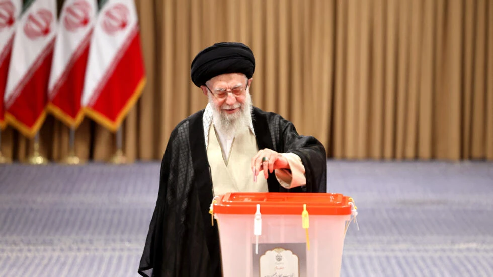 Polls open in Iran presidential election runoff