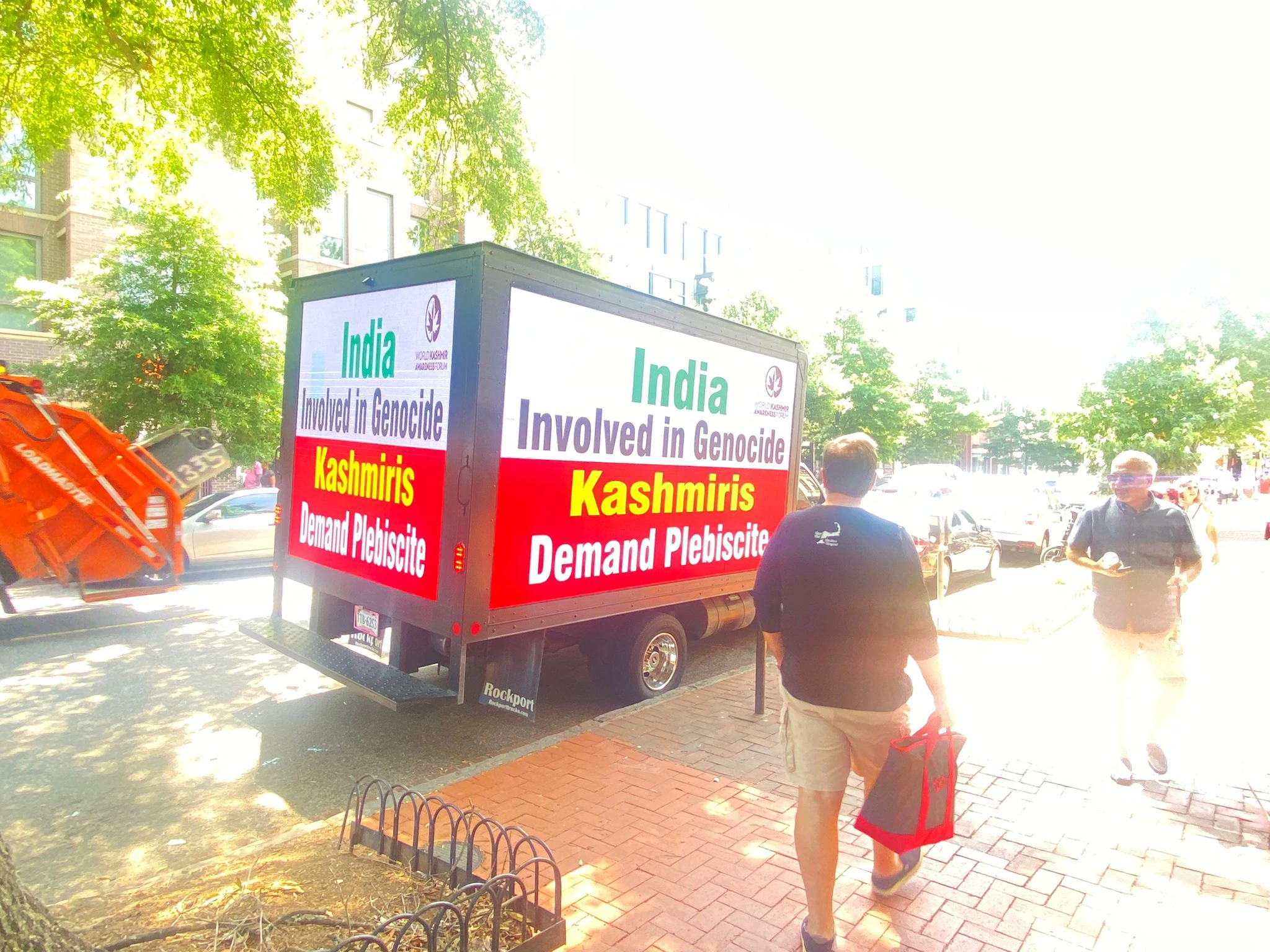 Kashmir digital trucks appeared in Washington on July 4th during Independence Day celebrations