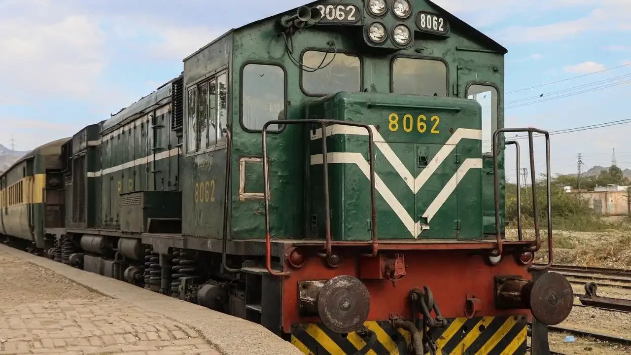 Pakistan Railways announces Sir Syed Express to resume operations from Sep 1