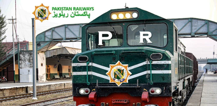 Pakistan Railways decides to privatize over 20 trains, including profitable ones