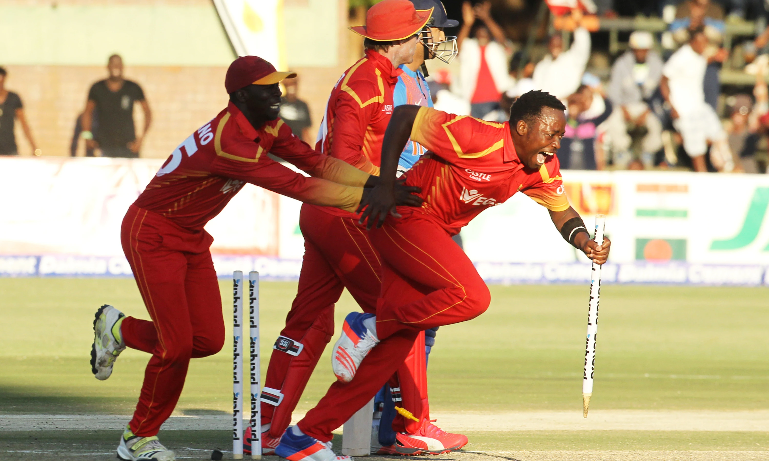 Raza and Chatara star as Zimbabwe upset India in low-scorer