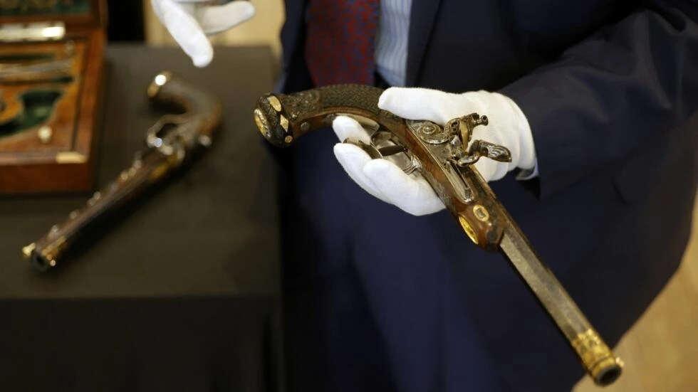 Napoleon's pistols sold in France for 1.7 mn euros: auctioneers