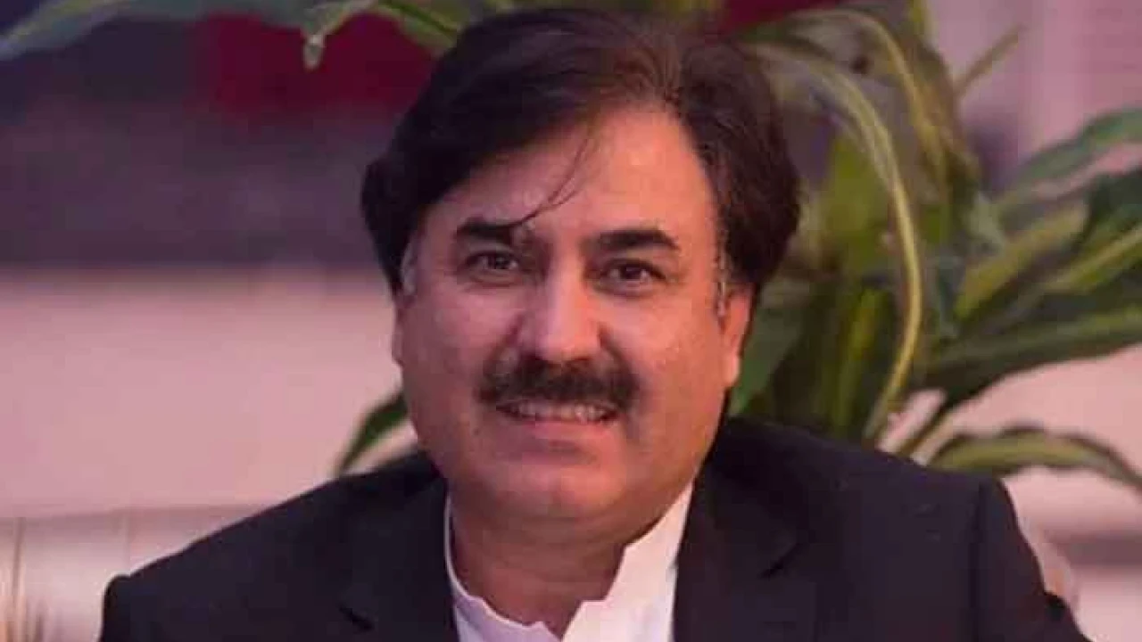 PTI leader Shaukat Yousafzai barred from leaving for UK