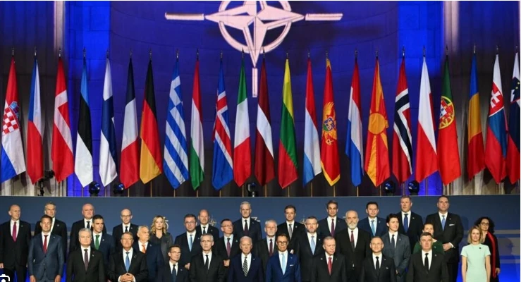 NATO leaders seek to bolster Ukraine as gloom grows