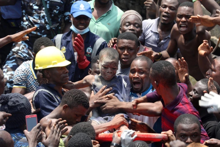 Nigeria school collapse kills 16 students, traps others