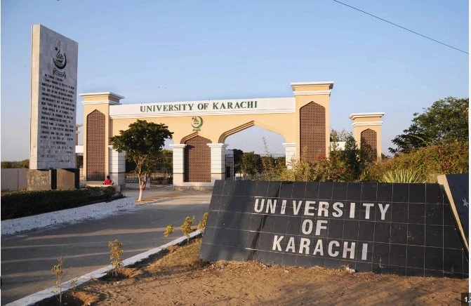 Fire breaks out at Karachi University’s Mass Com Department