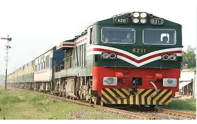 Several trains from Karachi delayed