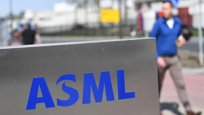 ASML shares dive amid China jitters