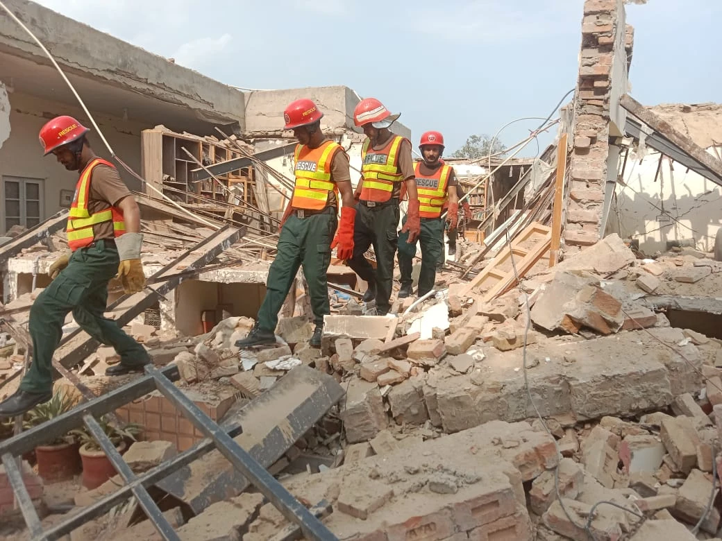 Explosion at Cholistan Institute of Desert Studies in Islamia University injures six