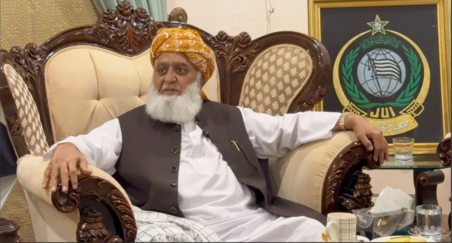 PTI ready to dissolve KP’s provincial govt for new elections in country: Fazl