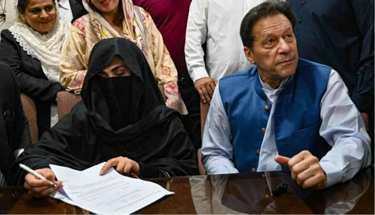 Imran Khan, Bushra Bibi again refuse to meet NAB team in another Toshakhana reference