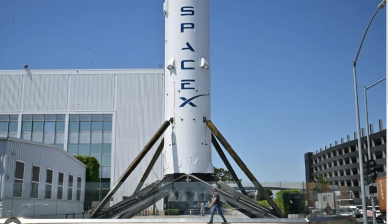 SpaceX cleared to launch Falcon 9 rocket again